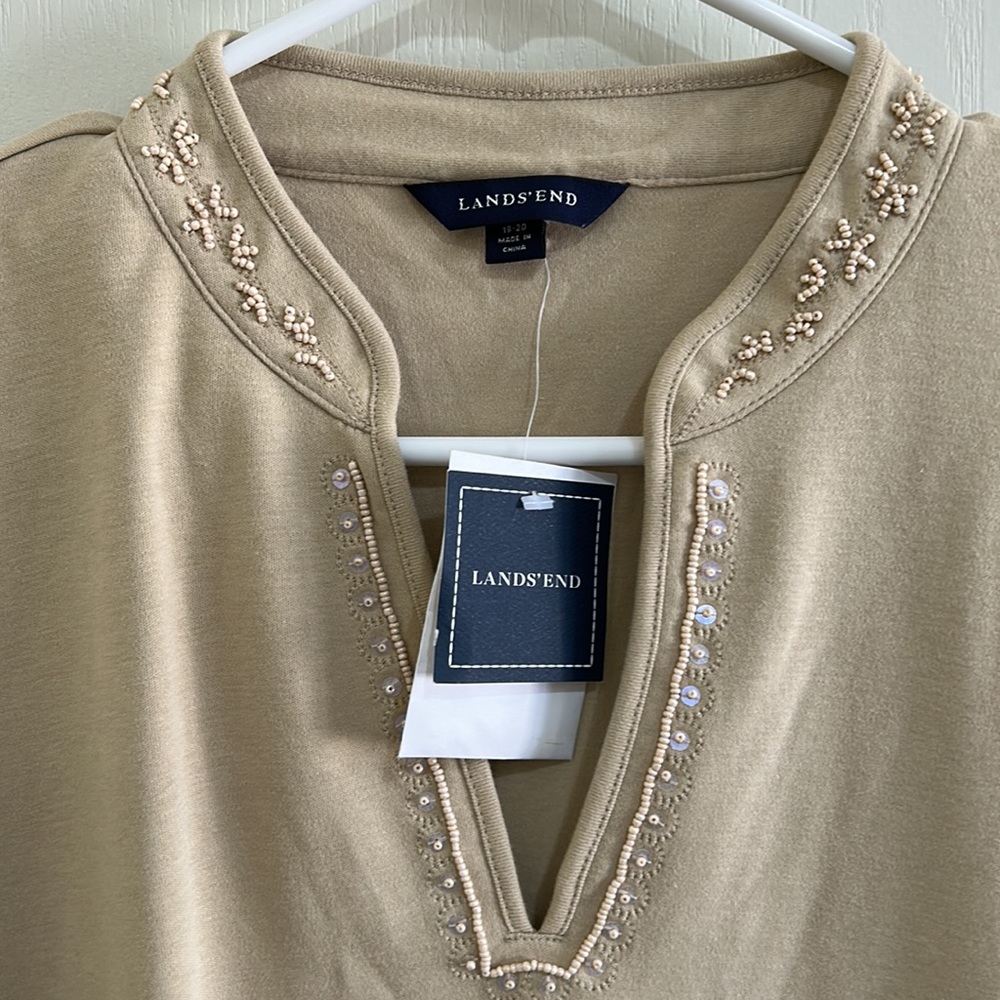 Land’s End Beige Knit Beaded Accent Tunic - Picture 2 of 8